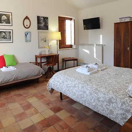 Nocleg ze śniadaniem Conca Del Pretore 3*